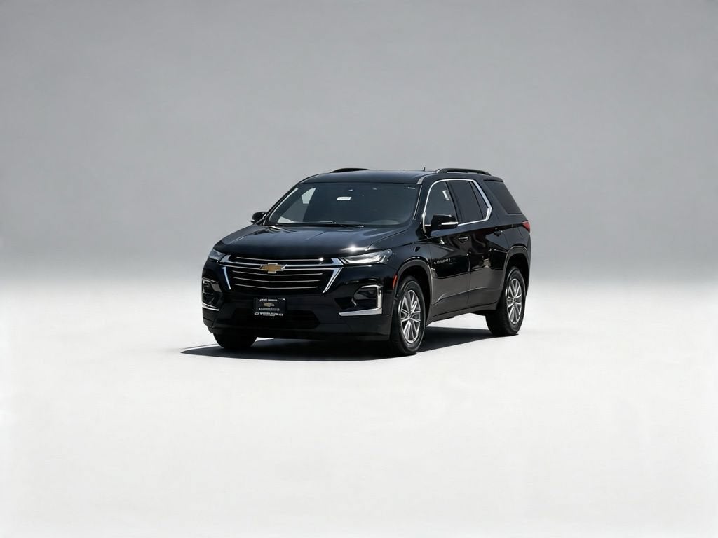 2023 Chevrolet Traverse LT Cloth in Mosaic Black Metallic — front three-quarter view